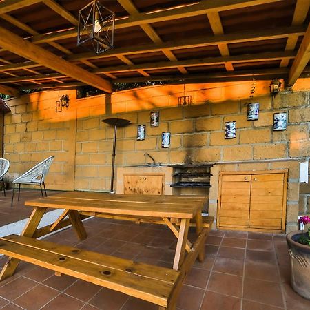 Cabanas Lago Escondido 巴耶德布拉沃 外观 照片