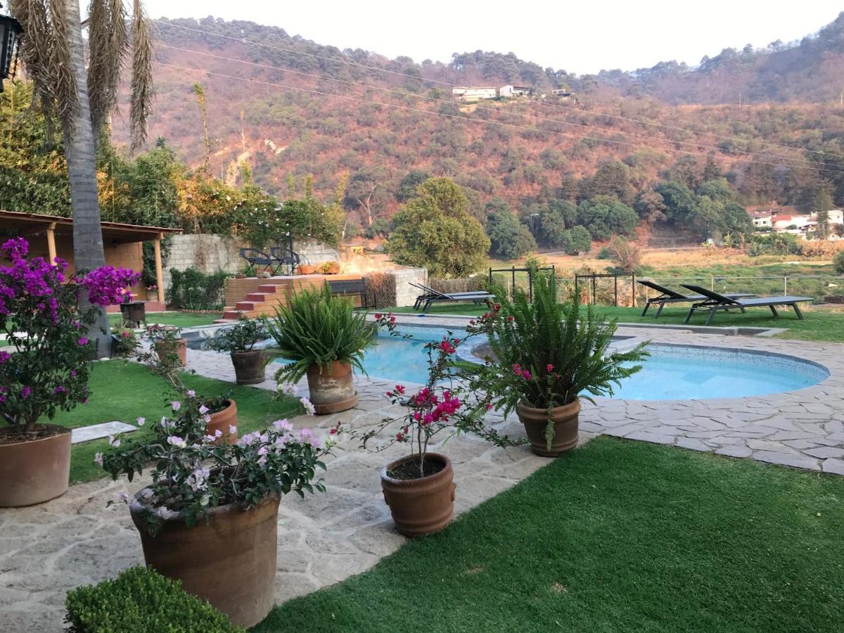 Cabanas Lago Escondido 巴耶德布拉沃 外观 照片
