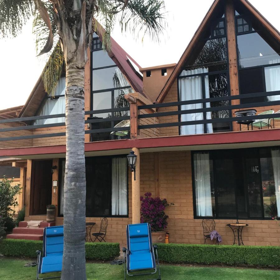 Cabanas Lago Escondido 巴耶德布拉沃 外观 照片