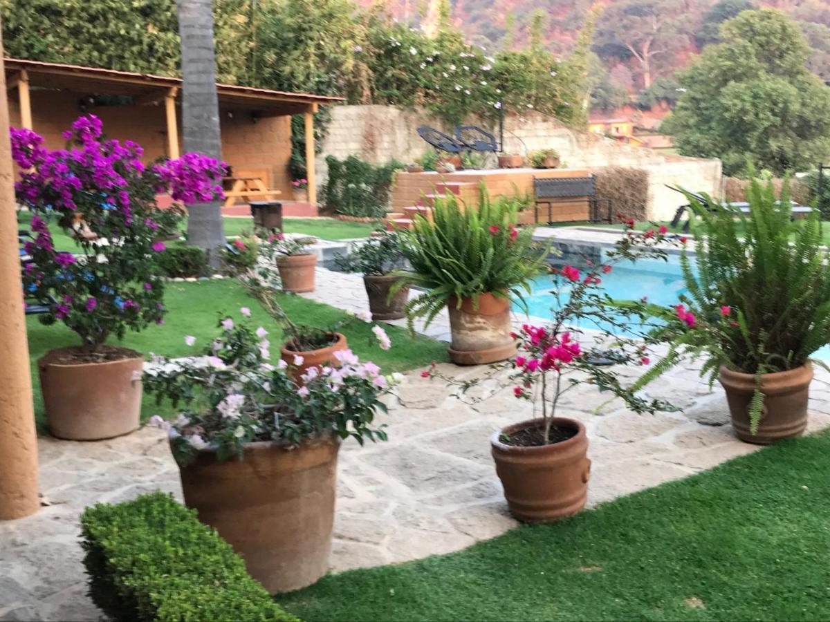 Cabanas Lago Escondido 巴耶德布拉沃 外观 照片