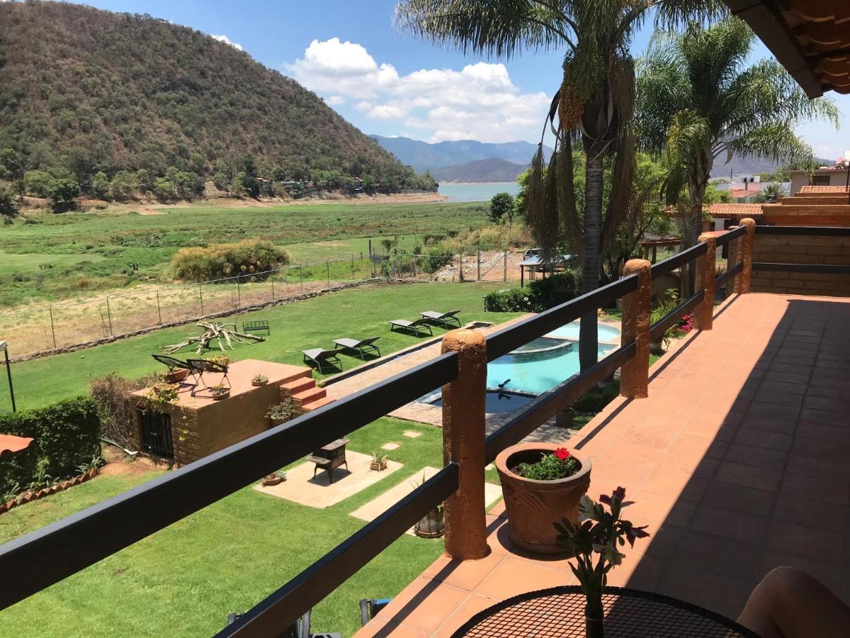 Cabanas Lago Escondido 巴耶德布拉沃 外观 照片