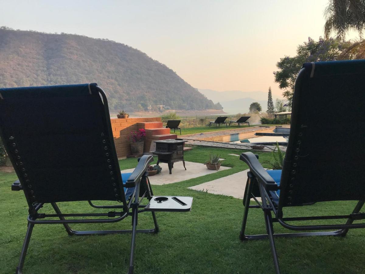 Cabanas Lago Escondido 巴耶德布拉沃 外观 照片