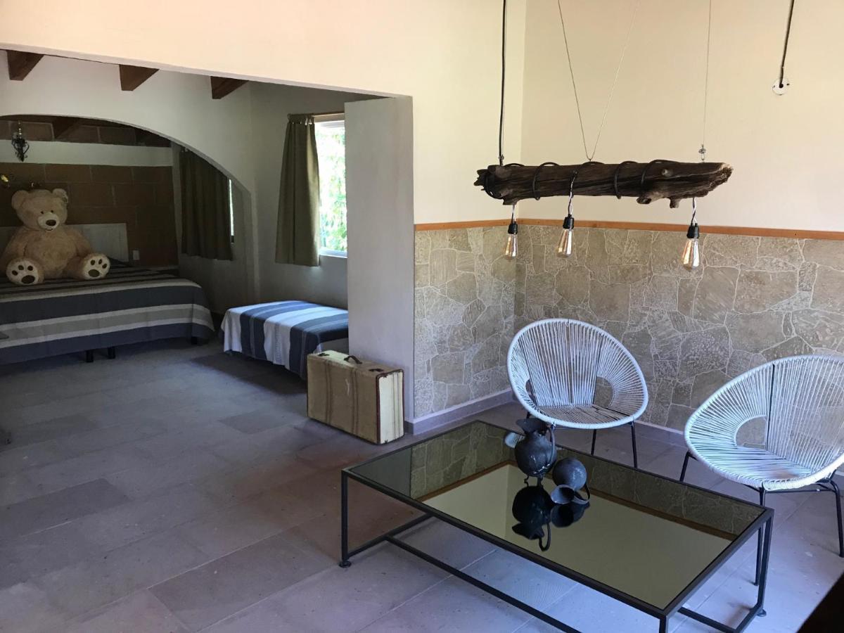 Cabanas Lago Escondido 巴耶德布拉沃 外观 照片