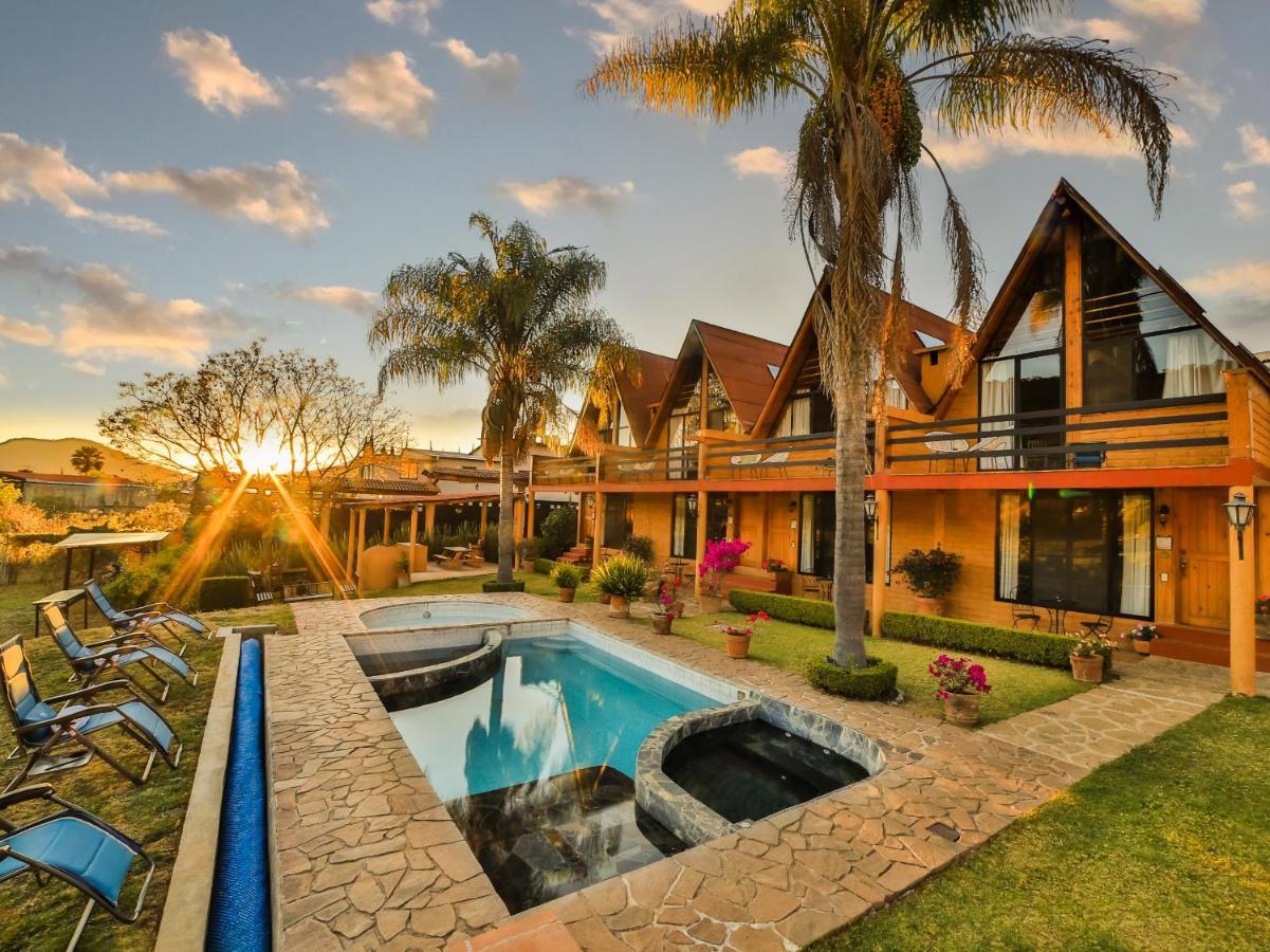 Cabanas Lago Escondido 巴耶德布拉沃 外观 照片