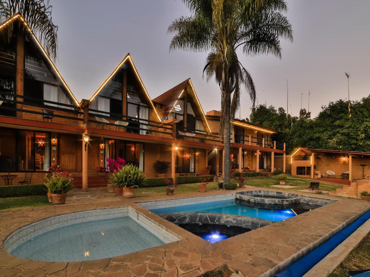 Cabanas Lago Escondido 巴耶德布拉沃 外观 照片