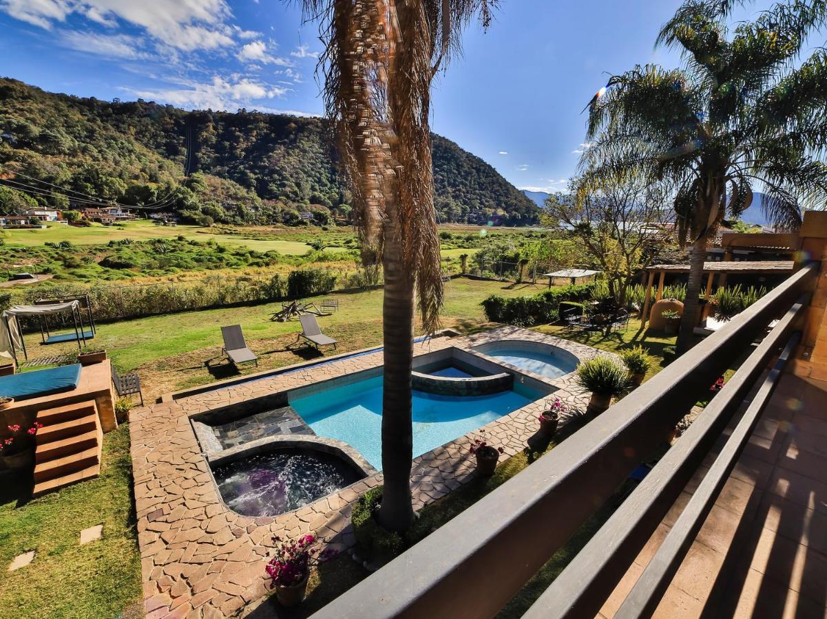 Cabanas Lago Escondido 巴耶德布拉沃 外观 照片