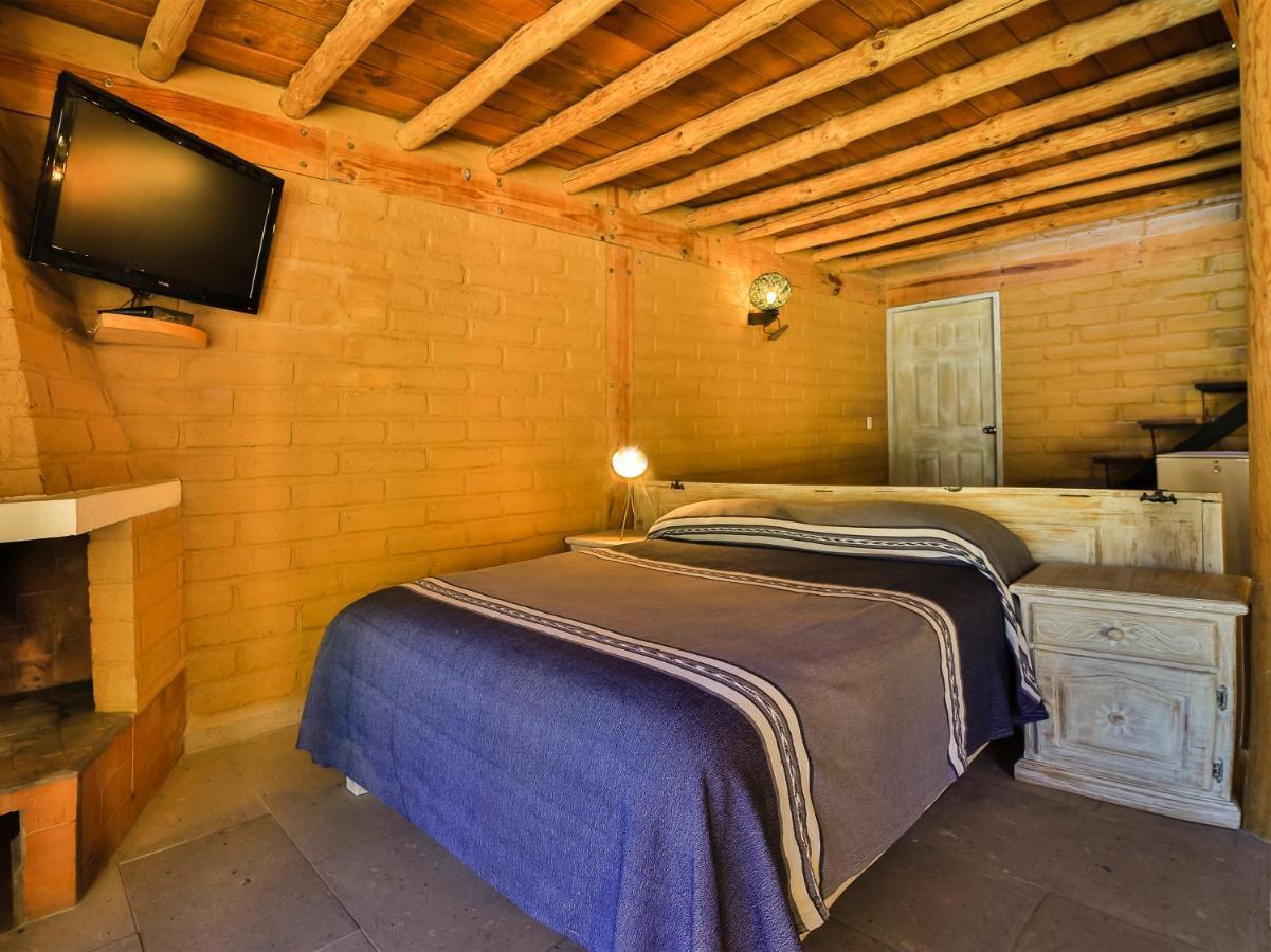 Cabanas Lago Escondido 巴耶德布拉沃 外观 照片